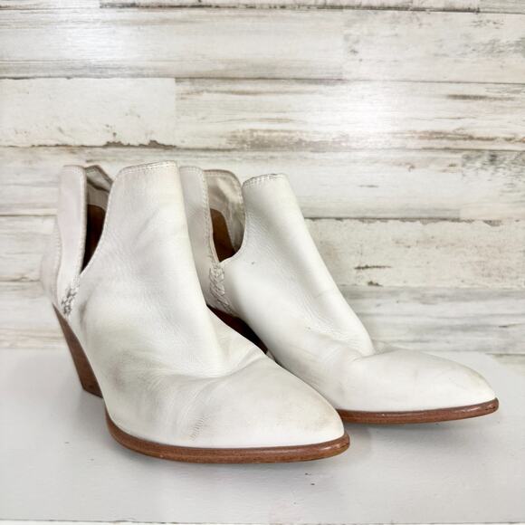 Frye Shoes Women Size 6M Cream Leather Cut Out Ankle Bootie Boots Shootie Casual - Picture 1 of 10
